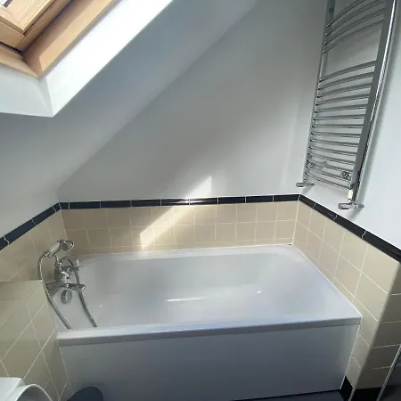 Pristine 2 Bedroom Apartment With Off Street Parking Norwich Exterior foto